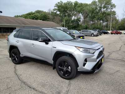 2021 Toyota RAV4, $27950. Photo 2
