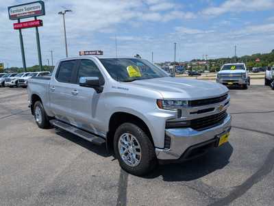 2021 Chevrolet 1500 Crew Cab, $31990. Photo 2