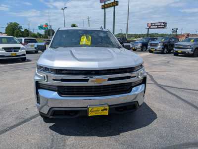 2021 Chevrolet 1500 Crew Cab, $31990. Photo 3