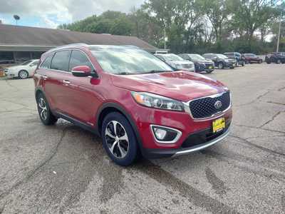 2018 Kia Sorento, $17850. Photo 2