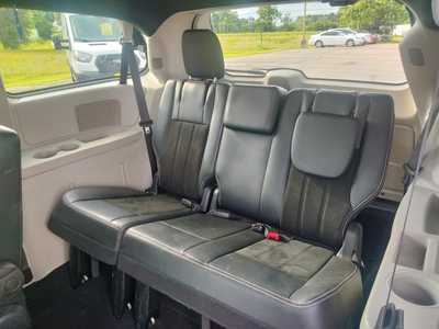 2019 Dodge Grand Caravan, $0. Photo 11