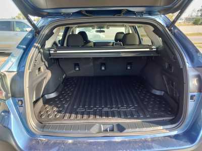2022 Subaru Outback, $24985. Photo 12