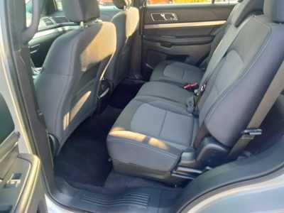 2019 Ford Explorer, $15865. Photo 10