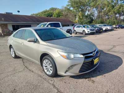 2017 Toyota Camry, $17995. Photo 2