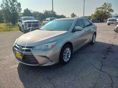 2017 Toyota Camry, $17995. Photo 4