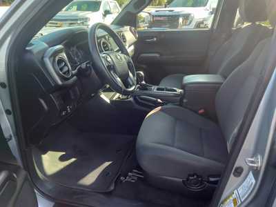 2018 Toyota Tacoma, $27450. Photo 9