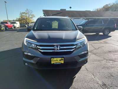 2017 Honda Pilot, $21987. Photo 3