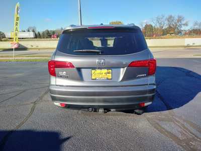 2017 Honda Pilot, $21987. Photo 7