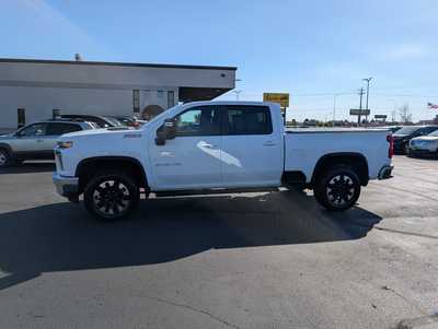 2020 Chevrolet 2500 Crew Cab, $30985. Photo 5