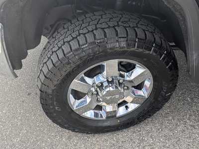 2018 GMC 2500 Crew Cab, $35900. Photo 9