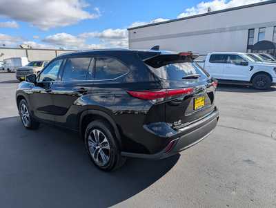 2021 Toyota Highlander, $36937. Photo 6