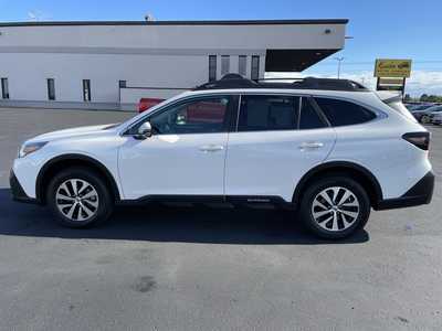2022 Subaru Outback, $25497. Photo 5