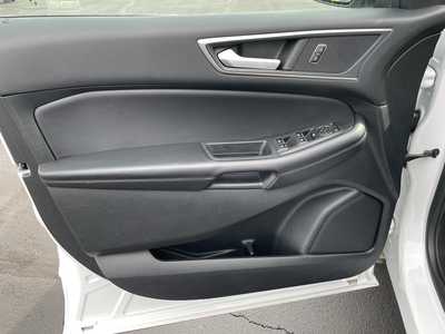 2022 Ford Edge, $20957. Photo 11