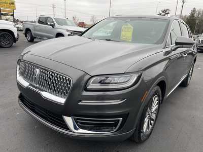 2019 Lincoln Nautilus, $20987. Photo 4