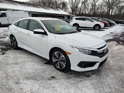 2017 Honda Civic, $17345. Photo 2