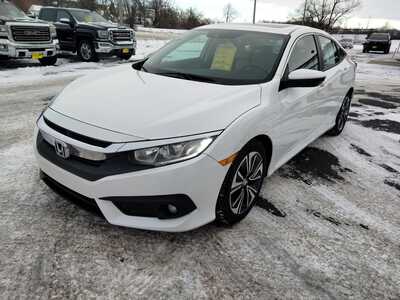 2017 Honda Civic, $17345. Photo 4