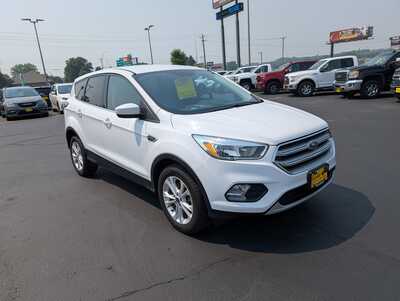 2017 Ford Escape, $13990. Photo 2