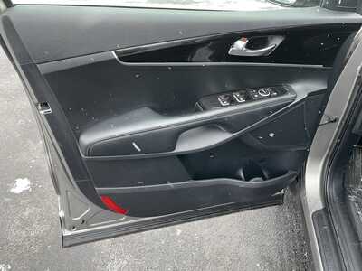2019 Kia Sorento, $0. Photo 10