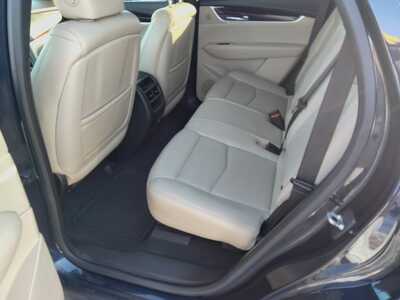 2017 Cadillac XT5, $12875. Photo 10