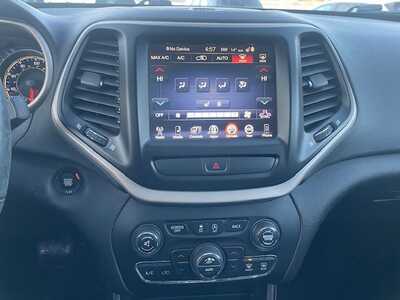2017 Jeep Cherokee, $11950. Photo 10