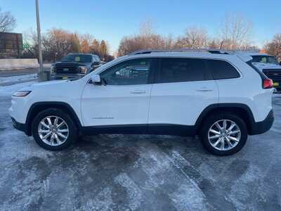 2017 Jeep Cherokee, $11950. Photo 8