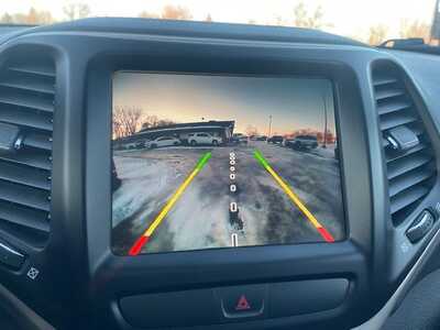 2017 Jeep Cherokee, $11950. Photo 9