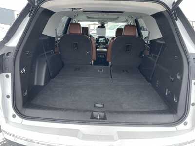 2019 Chevrolet Traverse, $21987. Photo 9