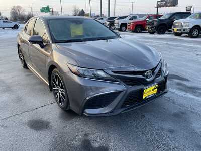 2021 Toyota Camry, $26997. Photo 2