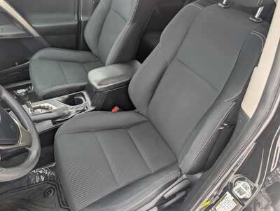 2013 Toyota RAV4, $14997. Photo 11