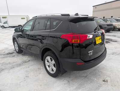 2013 Toyota RAV4, $14997. Photo 6