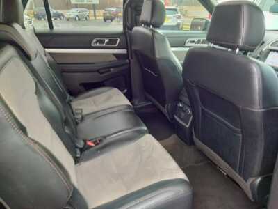 2017 Ford Explorer, $0. Photo 12