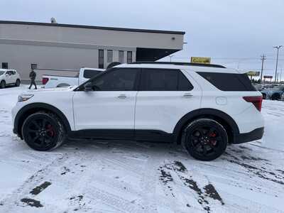 2020 Ford Explorer, $24983. Photo 5