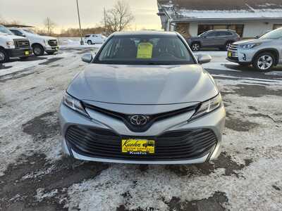 2019 Toyota Camry, $15985. Photo 3