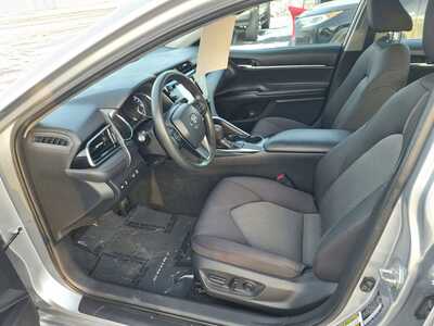 2019 Toyota Camry, $15985. Photo 9