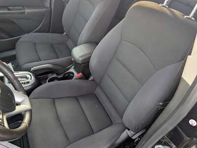 2013 Chevrolet Cruze, $5995. Photo 11