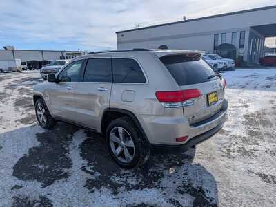 2014 Jeep Grand Cherokee, $13987. Photo 6