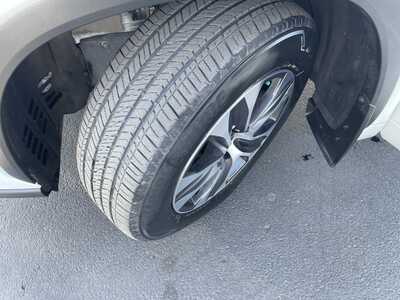 2021 Toyota Highlander, $35987. Photo 10