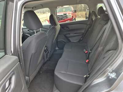 2024 Nissan Rogue, $18975. Photo 10