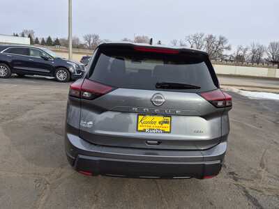 2024 Nissan Rogue, $18975. Photo 7