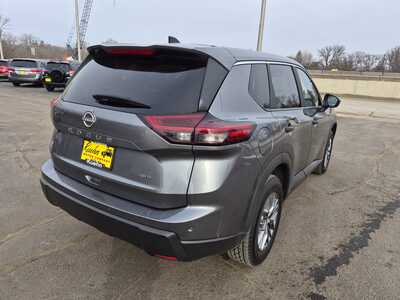 2024 Nissan Rogue, $18975. Photo 8
