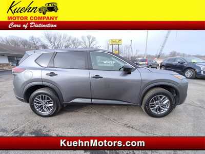 2024 Nissan Rogue, $18975. Photo 1