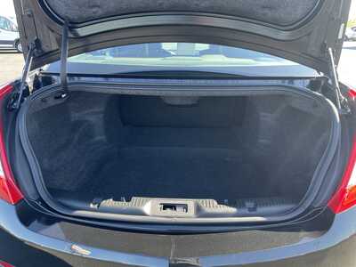 2014 Lincoln MKS, $12987. Photo 10