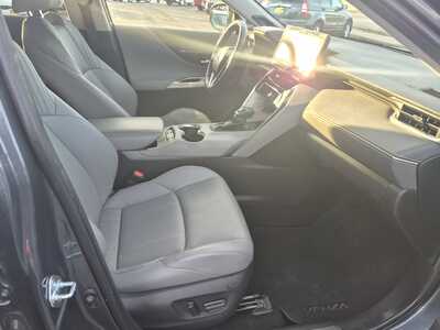 2022 Toyota Venza, $31685. Photo 12