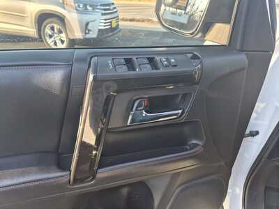 2019 Toyota 4Runner, $31840. Photo 11
