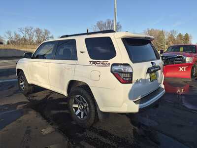 2019 Toyota 4Runner, $31840. Photo 6
