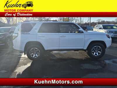 2019 Toyota 4Runner, $31840. Photo 1