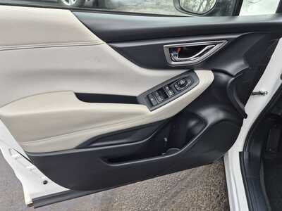 2022 Subaru Forester, $22650. Photo 10