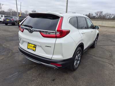 2017 Honda CR-V, $18245. Photo 8