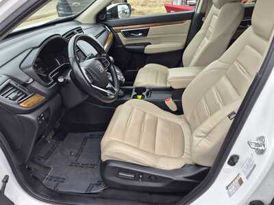 2017 Honda CR-V, $18245. Photo 9