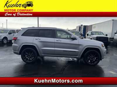 2018 Jeep Grand Cherokee, $13997. Photo 1